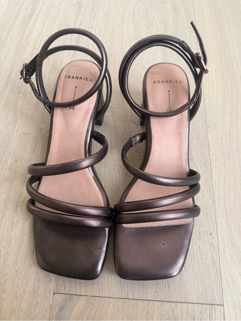 Frankie4 Ramsay Sandal Heel in Bronze - Picture 4 of 8